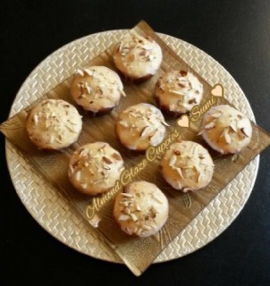 Almond Glaze Cuppies