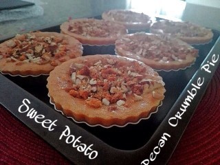 Sweet Potato Pecan Crumble Pie