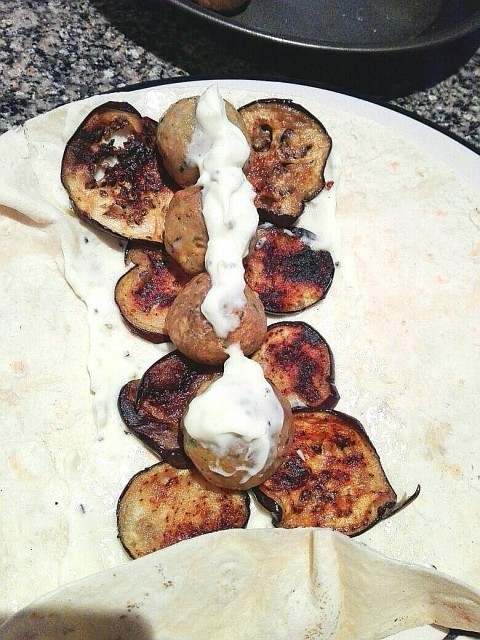 Tzatziki Meatball Wraps With Grilled Brinjal