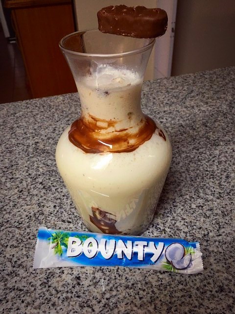 Bounty Milkshake