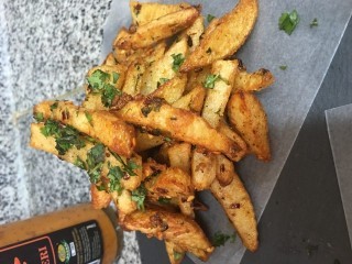 Chili Garlic French Fries 🍟