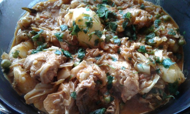 Cabbage And Chicken Curry