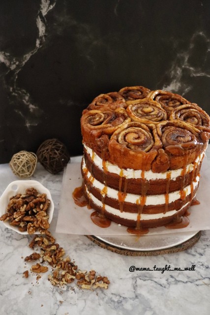 Caramel Pecan Cinnabon Cake