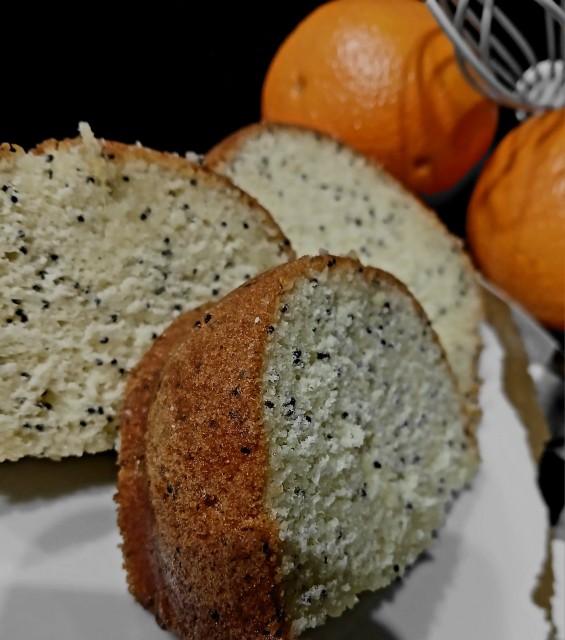 Orange And Poppy Seed Cake
