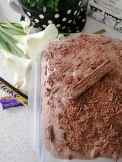 Chocolate Flake Cake