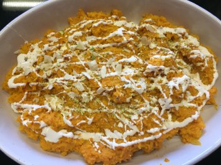 Dodhi Halwa Or Carrot Halwa