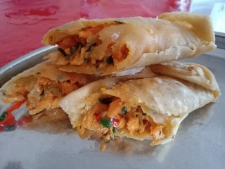 Garlic Chicken Spring Rolls