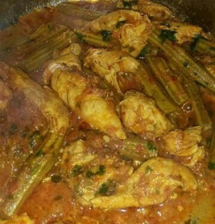 Chicken With Hekta Ni Hing