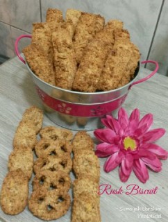 Rusk Biscuit