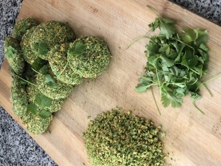 Green Chicken Cheesy Cutlets