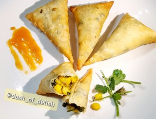 Crispy Chana Dal Samoosas (patti)