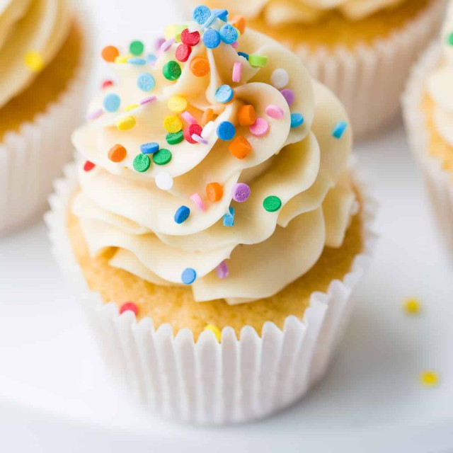 Vanilla Cupcakes