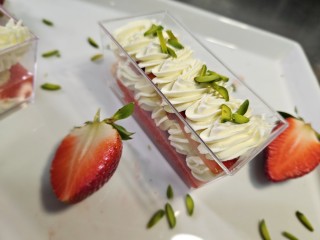 Strawberry Tiramisu