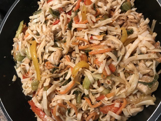 Pad Thai Noodles With Chicken