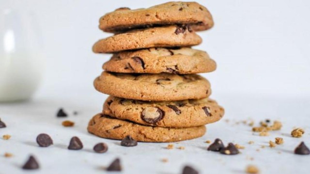 Crunchy Chocolate Chip Cookies