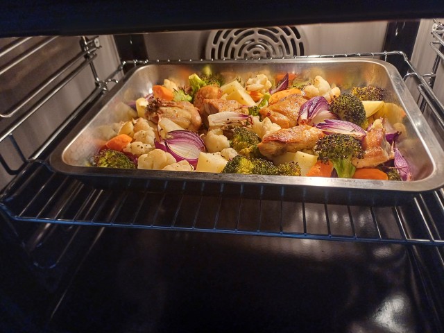 Roast Veggies With Leftover Chicken