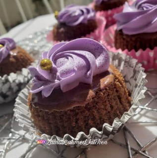 Upside Down Cupcakes