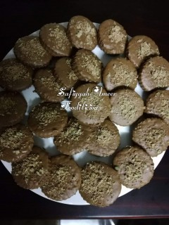 Luv Bites Biscuits recipe by Fatima Latib