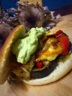 Halloumi Stuffed Veg Burger / My Recipe