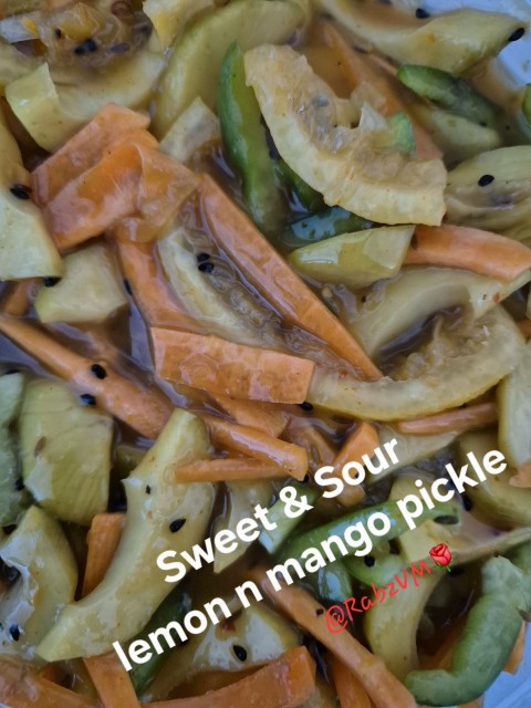 Sweet & Sour Mango & Lemon/lime Pickle