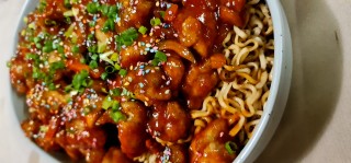 Sweet N Sour Chicken With Garlic Soy Noodles