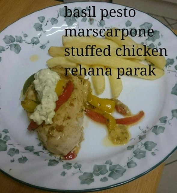 Basil Pesto Marscarpone Stuffed Chicken 
