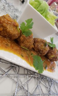 Pakistani Meat Balls With Gravy
