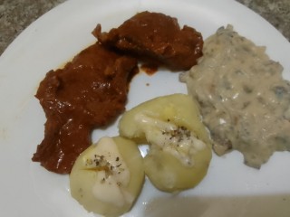 Saucy Steak With Creamy Mushroom Sauce