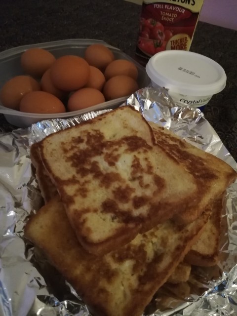 Breakfast - Toasted Egg