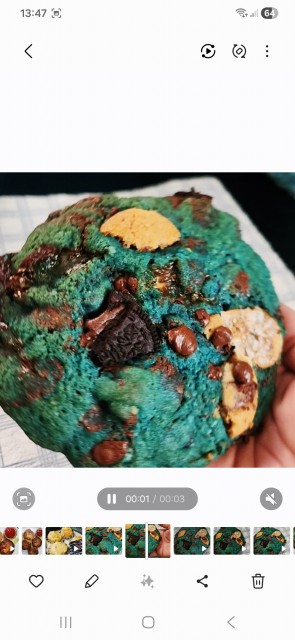 Monster Cookies