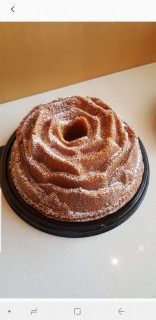 Family Sized Vanilla Custard Cake