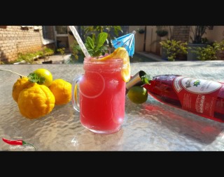 Pink Lemoade Mocktail