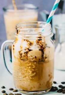 Homemade Starbucks Chocolate Frappucino