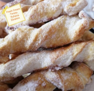 Fresh Cream Twists