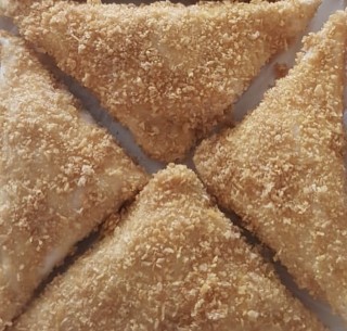 Hightech Cheesy Asparagus Samosas