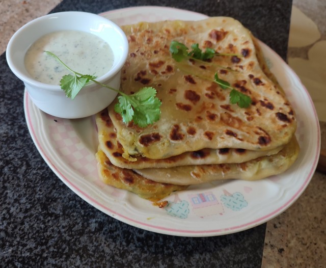 Aloo (potato)parata