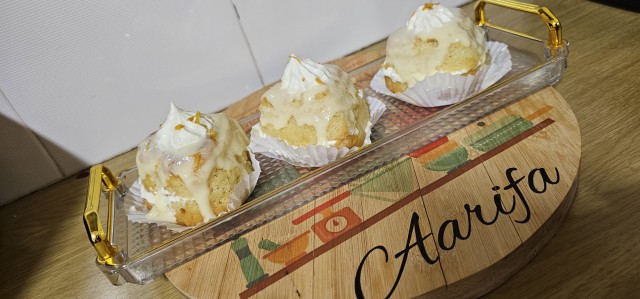 Lemon Condensed Milk Cupcakes