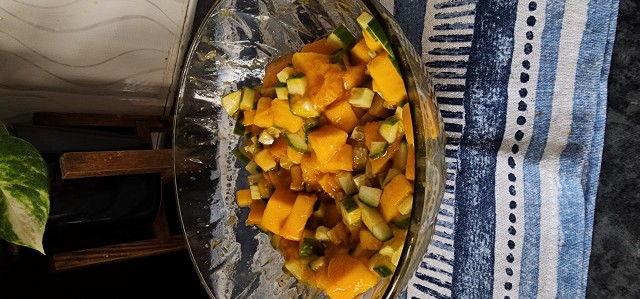 Sweet & Spicy Mango Salad