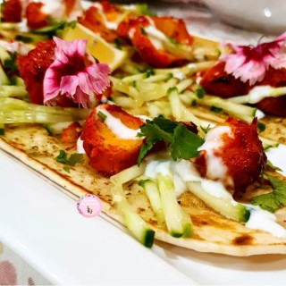 Tandoori Chicken Boti On Zaatar Flatbread