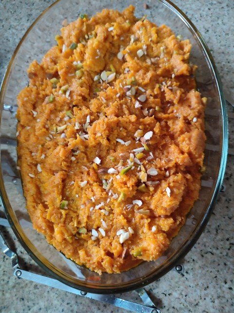 Gajar / Carrot Halwa