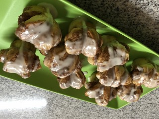 Cinnamon Butter-flake Rolls