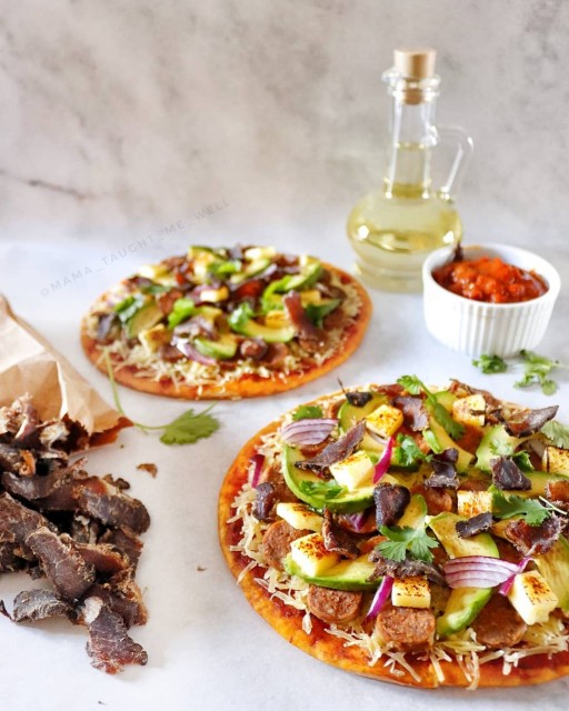 Boerewors Biltong Avo Halloumi Pizza