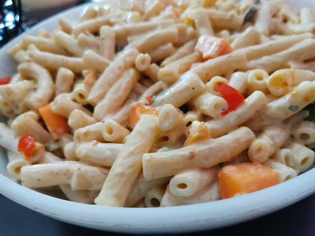 Papaya Tangy Noodle Salad