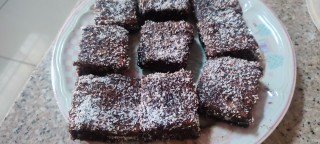Lamingtons (cocoa)
