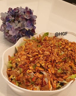 Crunchy Almond Salad