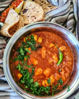 Coconut Prawn Curry