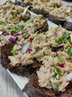 Rye And Tuna Open-face Sands