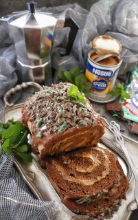 Peppermint Crisp Tart Swiss Roll