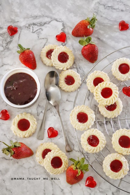 Strawberry Whirls