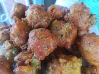 Bhajias ( Chilli Bites)